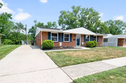 1733 Beaver Creek Ln, Kettering, OH 45429 photo 2