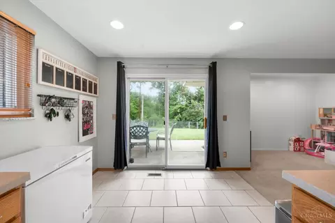 1733 Beaver Creek Ln, Kettering, OH 45429 photo 13