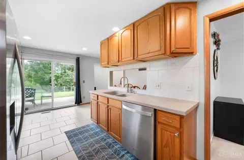 1733 Beaver Creek Ln, Kettering, OH 45429 photo 11