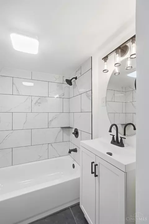 Bath - 529 Broadway St, Harrison, OH 45030 photo 2 of 5