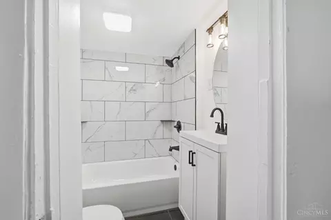 Bath - 529 Broadway St, Harrison, OH 45030 photo 1 of 5