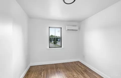 Bedroom - 529 Broadway St, Harrison, OH 45030 photo 5 of 8