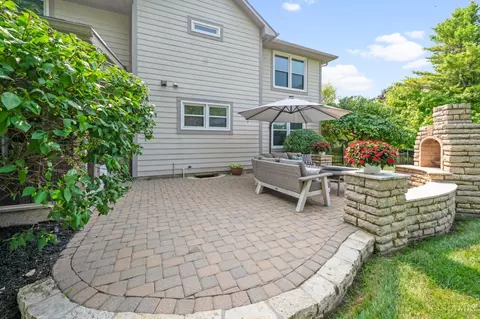 Exterior - 25 Cascade Ct, Springboro, OH 45066 photo 7 of 11