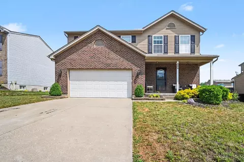 707 Holland Ct, Trenton, OH 45067