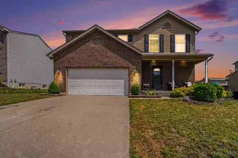707 Holland Ct, Trenton, OH 45067