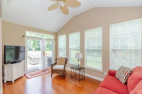9655 Olde Georgetown Way, Centerville, OH 45458 photo 18