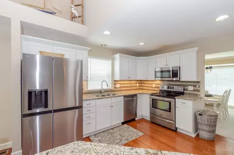 9655 Olde Georgetown Way, Centerville, OH 45458 photo 12