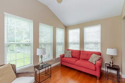 9655 Olde Georgetown Way, Centerville, OH 45458 photo 17