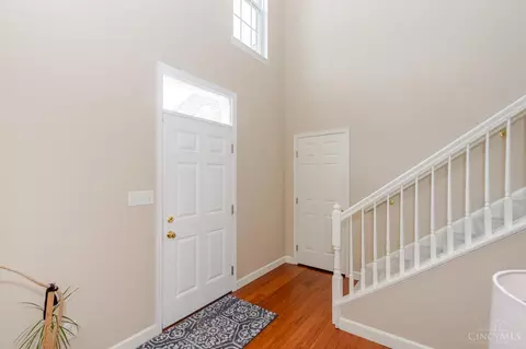 9655 Olde Georgetown Way, Centerville, OH 45458 photo 5