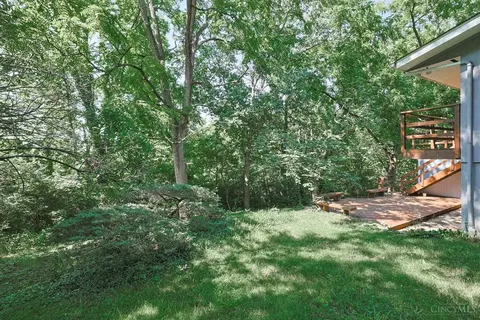 Exterior - 7280 Georgetown Ct, Cincinnati, OH 45224 photo 7 of 16