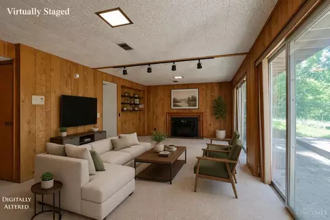Living - 7280 Georgetown Ct, Cincinnati, OH 45224 photo 6 of 6