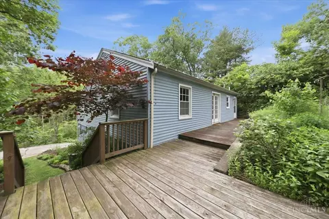 Exterior - 5246 Shepherd Rd, Cincinnati, OH 45223 photo 3 of 11