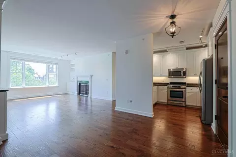 Living - 3901 West St, Mariemont, OH 45227 photo 1 of 8