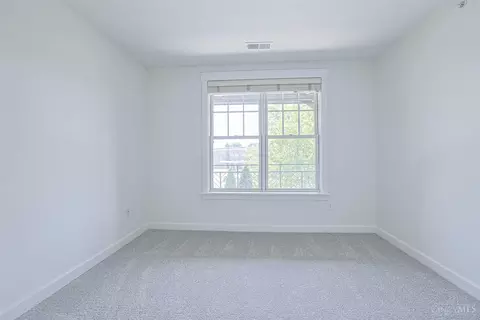 Bedroom - 3901 West St, Mariemont, OH 45227 photo 4 of 5