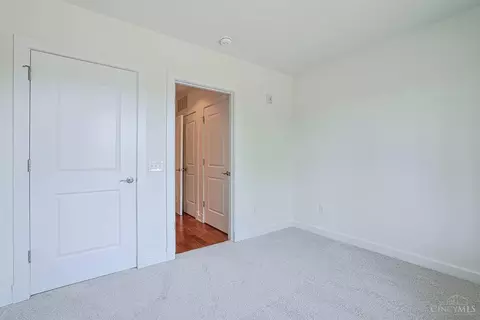 Bedroom - 3901 West St, Mariemont, OH 45227 photo 5 of 5