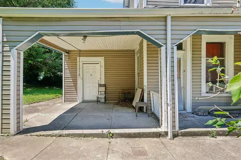 Exterior - 1875 Knox St, Cincinnati, OH 45214 photo 4 of 7