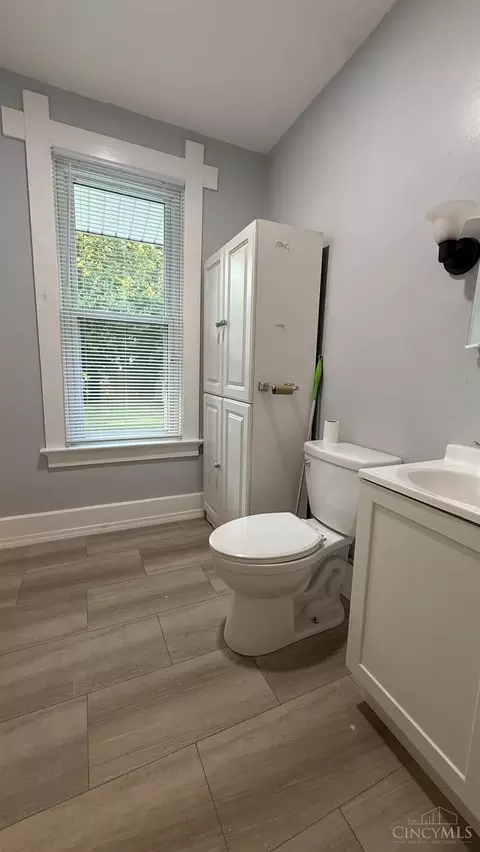 Bath - 1730 Kinney Ave, Mount Healthy, OH 45231 photo 1 of 4