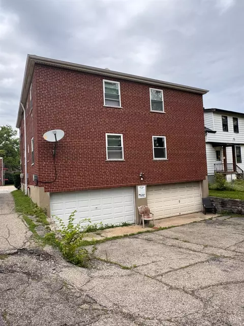 75 Galbraith Rd, Cincinnati, OH 45216 photo 3