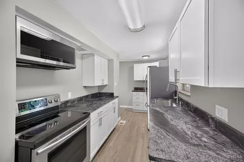 3974 Witham Ln, Cincinnati, OH 45245 photo 8