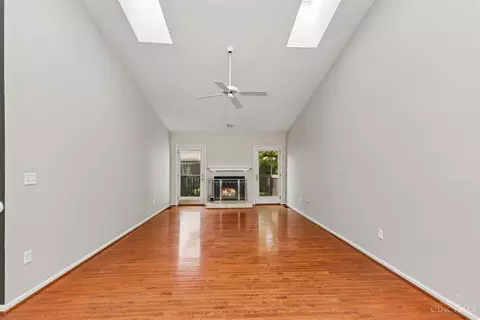 Living - 5477 Hanover Cir, Cincinnati, OH 45230 photo 1 of 8