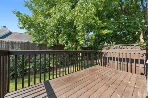 Exterior - 5477 Hanover Cir, Cincinnati, OH 45230 photo 2 of 8