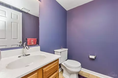 Bath - 5477 Hanover Cir, Cincinnati, OH 45230 photo 3 of 3