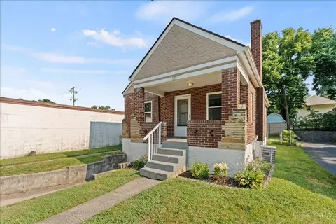 10 Hartwell Ct, Cincinnati, OH 45216
