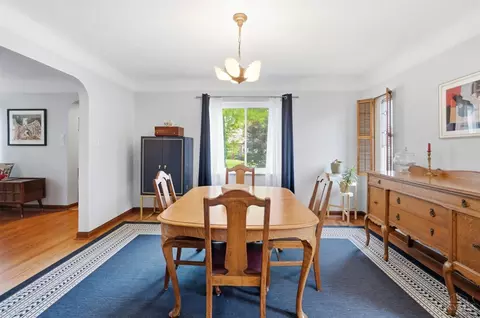 Dining - 1035 Cheyenne Dr, Cincinnati, OH 45216 photo 2 of 4