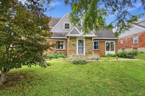 Exterior - 1035 Cheyenne Dr, Cincinnati, OH 45216 photo 2 of 15