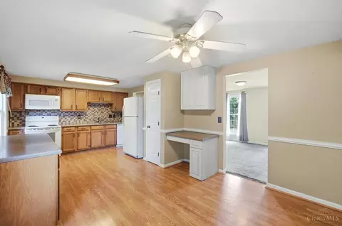 Kitchen - 17 Evans Ct, Harrison, OH 45030 photo 1 of 5