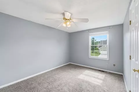 Bedroom - 17 Evans Ct, Harrison, OH 45030 photo 4 of 7