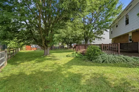 Exterior - 17 Evans Ct, Harrison, OH 45030 photo 7 of 12