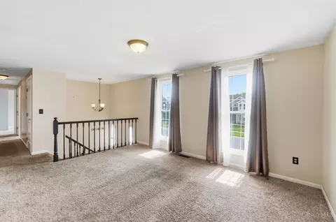 Living - 17 Evans Ct, Harrison, OH 45030 photo 1 of 5