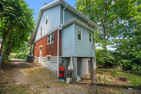 Exterior - 6207 Roe St, Cincinnati, OH 45227 photo 4 of 4