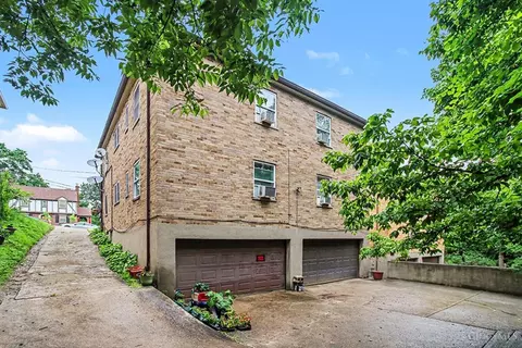Exterior - 2809 Temple Ave, Cincinnati, OH 45211 photo 5 of 5