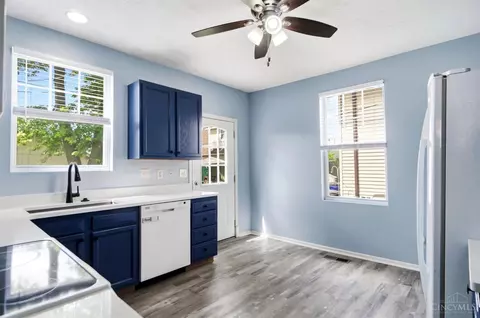 Kitchen - 113 Gordon Ave, Hamilton, OH 45013 photo 1 of 2