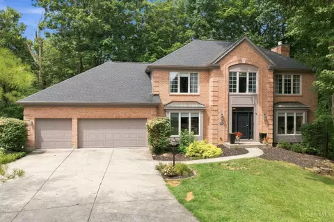 866 Miami Ridge Dr, Loveland, OH 45140