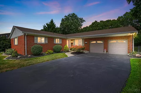 12175 Bath Ct, Sharonville, OH 45241