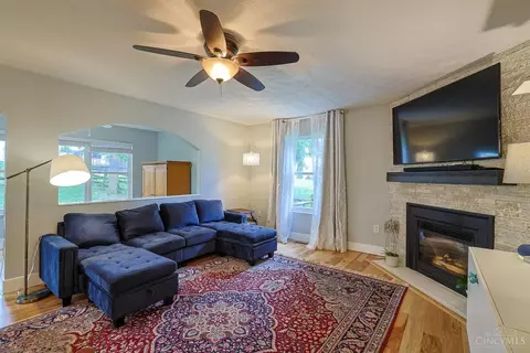 Living - 7885 Eaglecrest Ct, Mason, OH 45040 photo 1 of 5