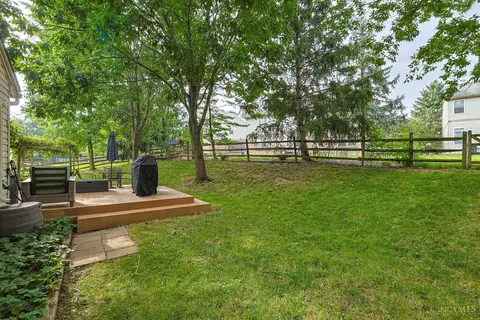 Exterior - 7885 Eaglecrest Ct, Mason, OH 45040 photo 7 of 12