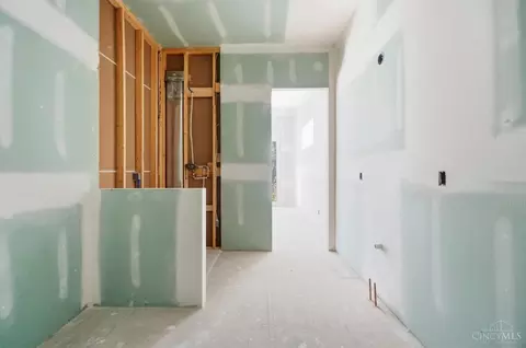 Entry Way - 719 Ezzard Charles Dr, Cincinnati, OH 45203 photo 8 of 8