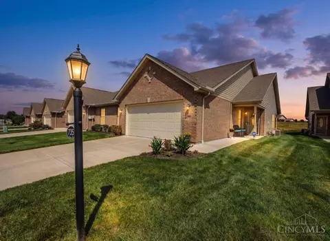 735 Villa Ct, Trenton, OH 45067