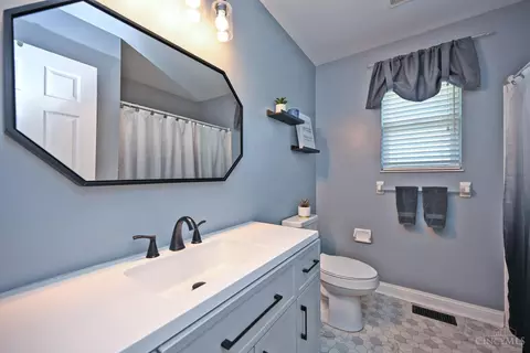 Bath - 5602 Eagle Dance Dr, Liberty Twp, OH 45011 photo 4 of 4