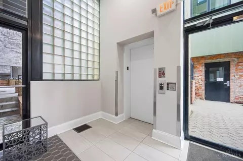 Entry Way - 411 Plum St, Cincinnati, OH 45202 photo 2 of 3