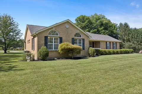 23 Stonybrook Dr, Georgetown, OH 45121 photo 3