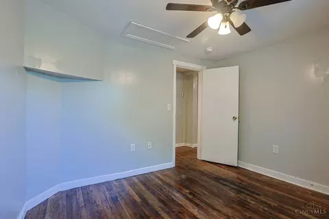 Bedroom - 6158 Hillside Ave, Cincinnati, OH 45233 photo 4 of 4