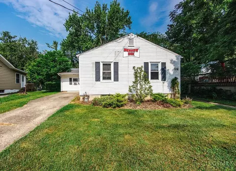 706 Campus Ave, Oxford, OH 45056
