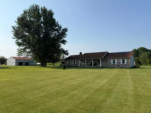 10671 St Rt 124, Hillsboro, OH 45133