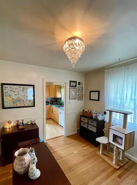Dining - 2887 W Tower Ave, Cincinnati, OH 45238 photo 2 of 3