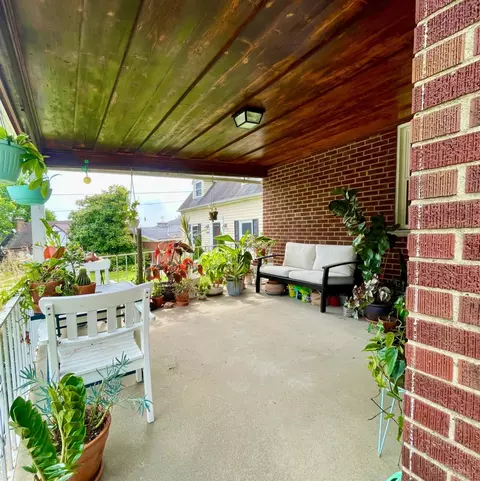 Exterior - 2887 W Tower Ave, Cincinnati, OH 45238 photo 4 of 11